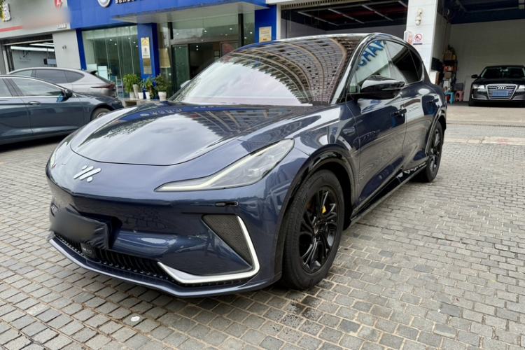 Used IM LS7 2023 100kWh Lux All-Wheel-Drive Version