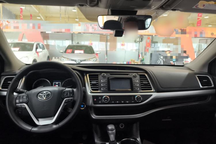 Used Toyota Highlander 2018 2.0T Four-Wheel Drive Luxury Edition 7 Seats China V Emission Standard
