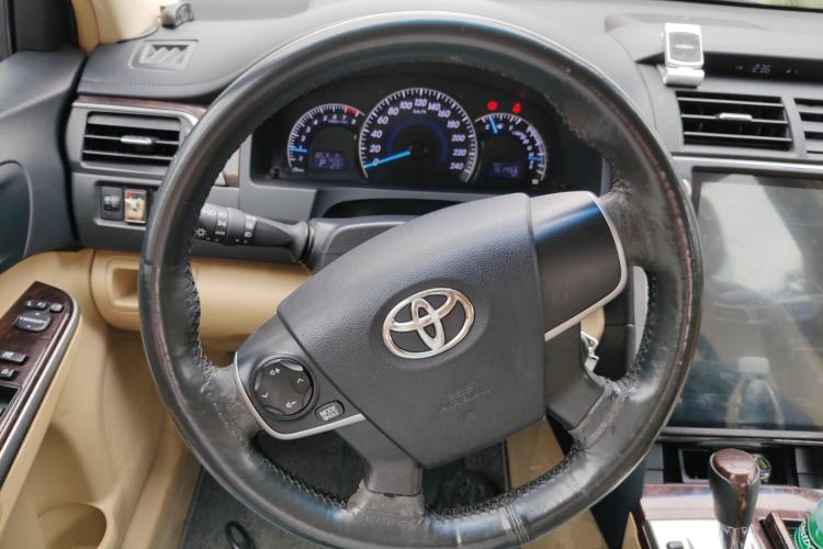 Used Toyota Camry 2015 2.0G Premier Edition Steering Wheel