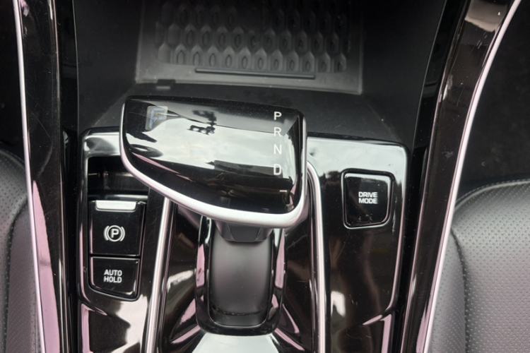 Used Hyundai ix25 2020 1.5L CVT GLS Smart Model Gear Lever