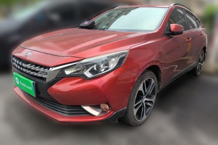 Used Venucia T90 2017 2.0L CVT Leading Edition