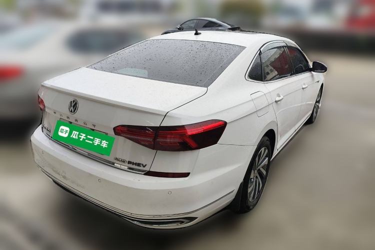 Used Volkswagen Passat New Energy 2019 430 PHEV Hybrid Luxury Edition Rear Right 45 Deg