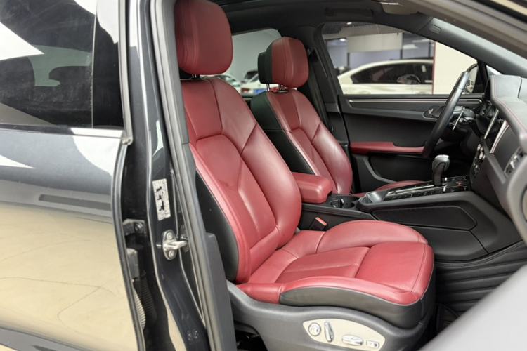 Used Porsche Macan 2022 Macan 2.0T
