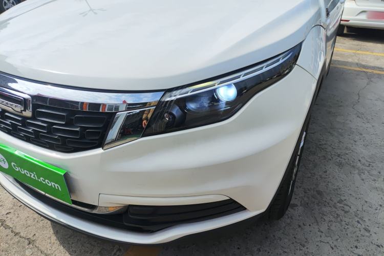 Used Qoros 5 2018 Revised Version 1.6T Automatic Leading Edition Left Front Headlight