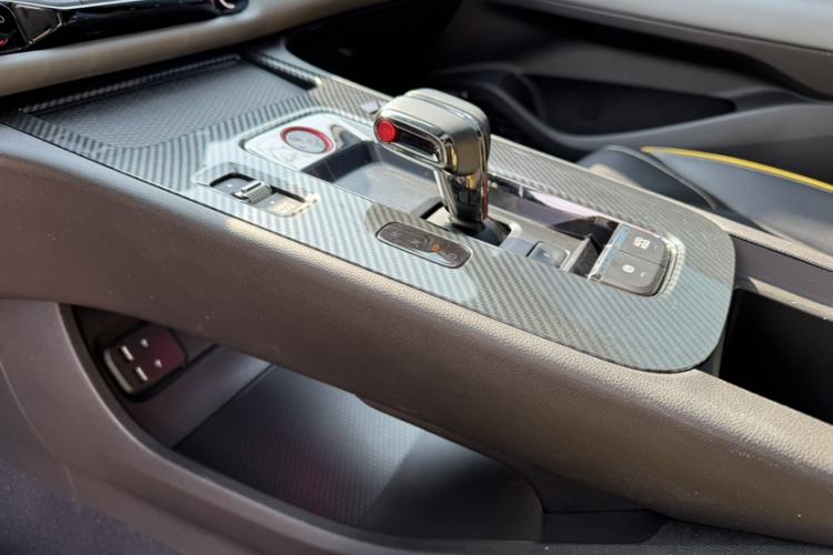 Used GAC Trumpchi EMPOW 2023 Shadow Leopard H Smart Hybrid Edition Interior 6