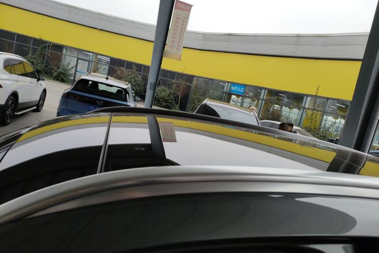 Used Mercedes-Benz GLC 2019 Facelift GLC 260 L 4MATIC Luxury Model