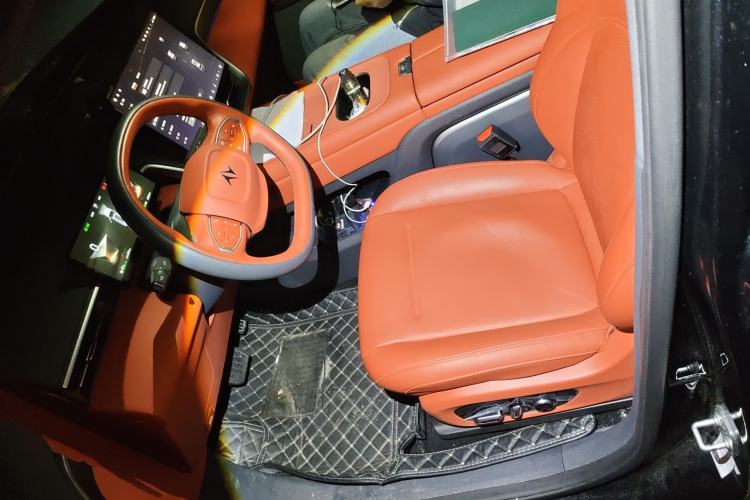 Used Dongfeng eπ eπ008 2025 636Ultra LikeYi Edition 6-Seater Left Front Seat