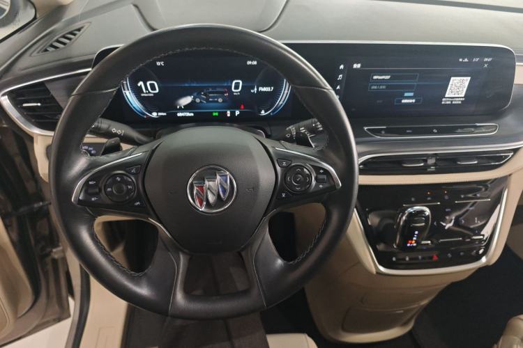 Used Buick GL8 2022 ES Landtrek 653T Luxury Edition
