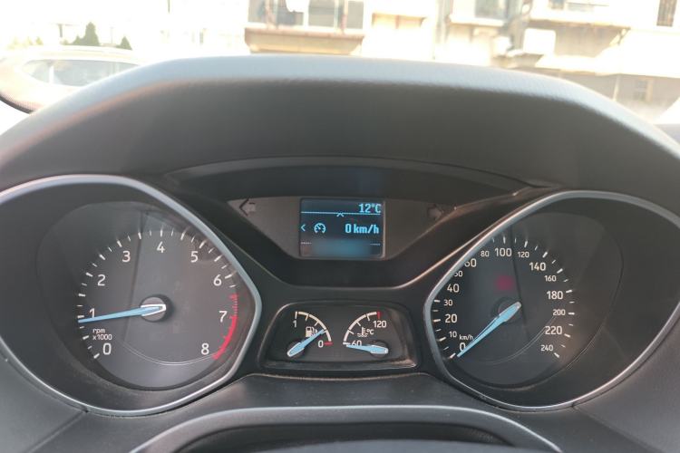 Used Ford Focus 2017 Sedan 1.6L Manual Fashion Edition Smart Drive Version