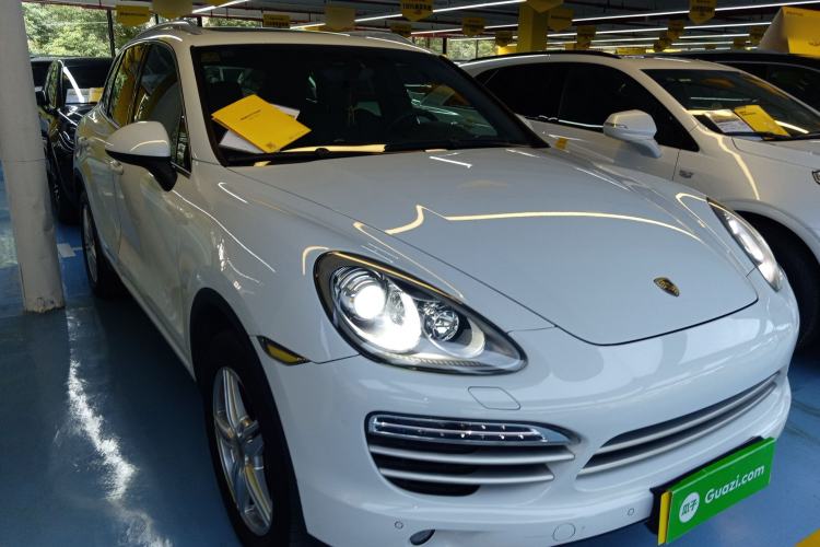Used Porsche Cayenne 2014 Cayenne Platinum Edition 3.0T
