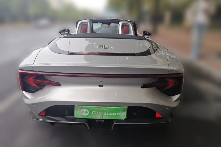 Used MG Cyberster 2024 520 km Legendary All-Wheel-Drive Version
