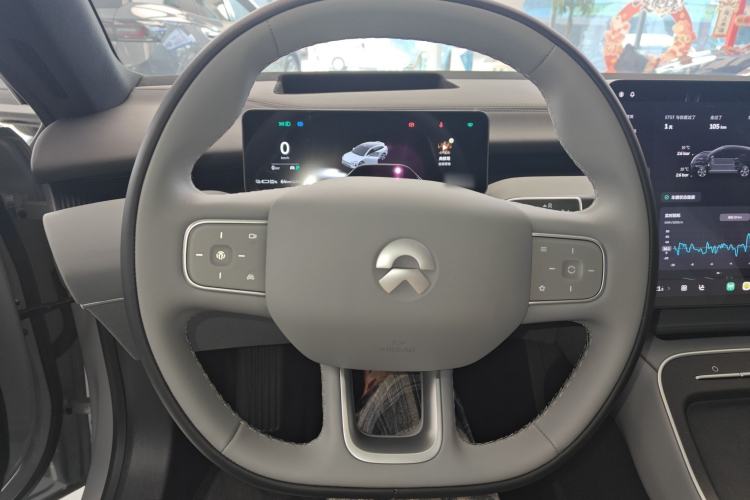 Used Nio ET5T 2025 75 kWh Touring
