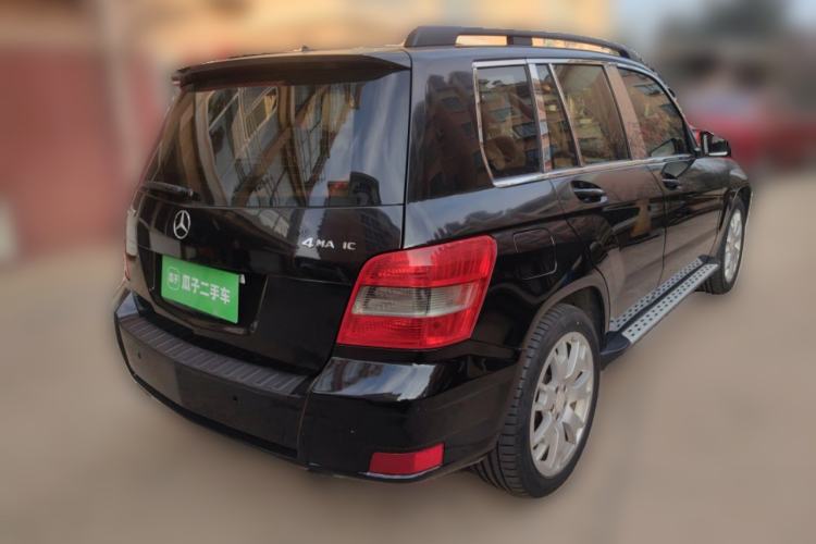 Used Mercedes-Benz GLK-Class 2011 GLK 300 4MATIC Dynamic Model Rear Right 45 Deg