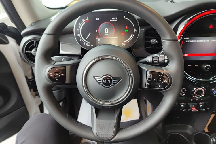 Used MINI MINI 2023 1.5T ONE