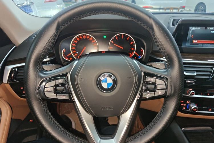 Used BMW 5 Series 2018 528Li Launch Special Edition
