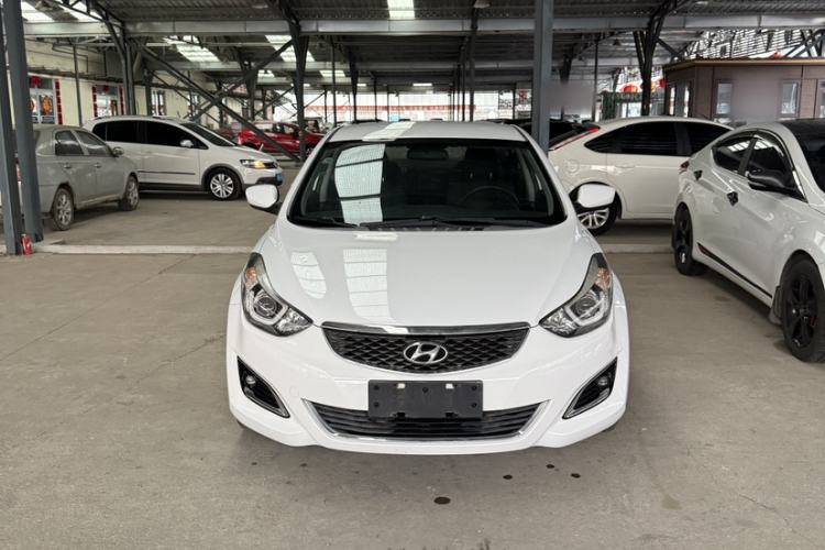 Used Hyundai Elantra (5th Generation / Langdong) 2016 1.6L Automatic Smart Version

