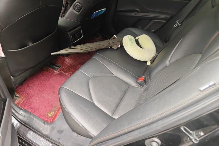 Used Toyota Camry 2021 2.0G Luxury Edition
