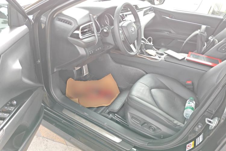 Used Toyota Camry 2018 2.0G Luxury Edition
