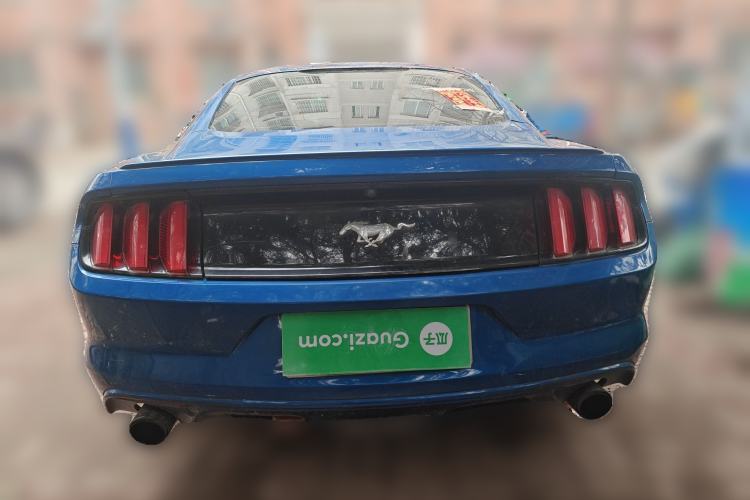 Used Ford Mustang 
