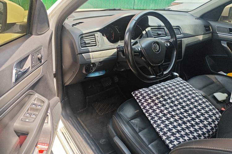 Used Volkswagen Lavida 2017 1.6L Automatic Comfort Edition