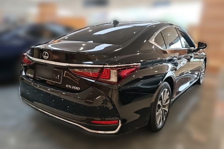 Used Lexus ES 2022 200 Excellence Edition
