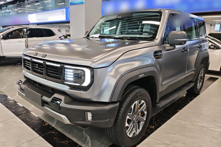 Used BAIC Off-Road BJ40 2024 2.0T All-New Urban Hunter Edition Chivalrous Style