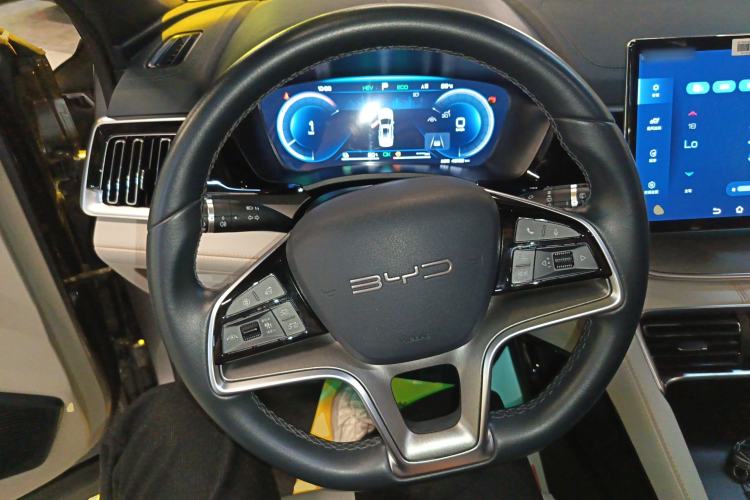 Used BYD Song PLUS New Energy 2023 Champion Edition DM-i 110KM Flagship PLUS
