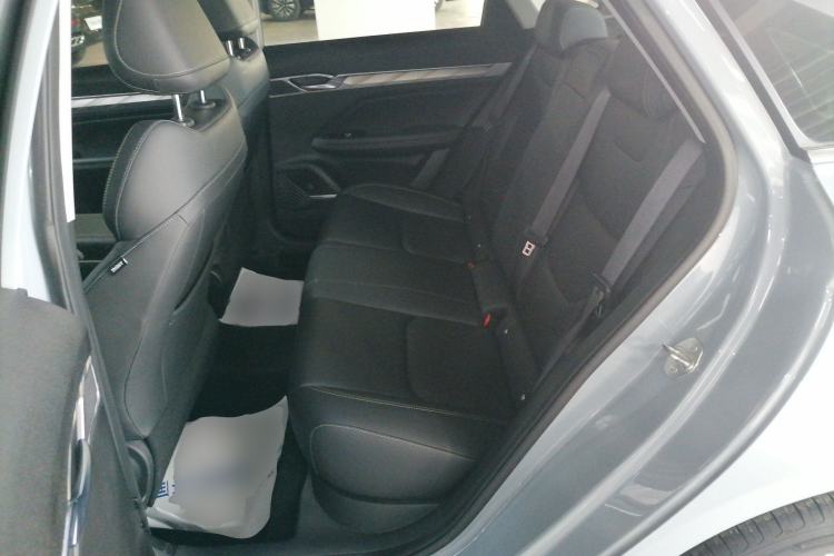 Used Geely Auto Emgrand L HiP 2022 1.5TD-DHT Pro 100KM Super Clean
