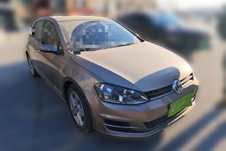 Used Volkswagen Golf 2015 1.4TSI Automatic Comfort Model Front Right 45 Deg