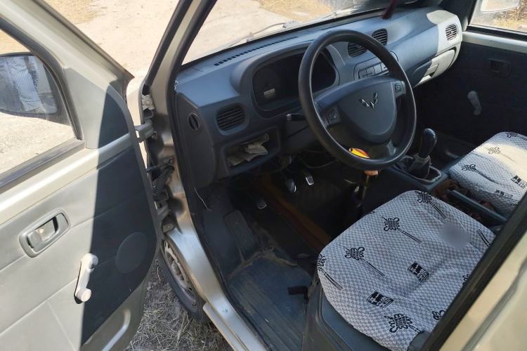 Used Wuling Zhiguang 2010 1.0L New Edition Practical Version with Extended Body L2Y