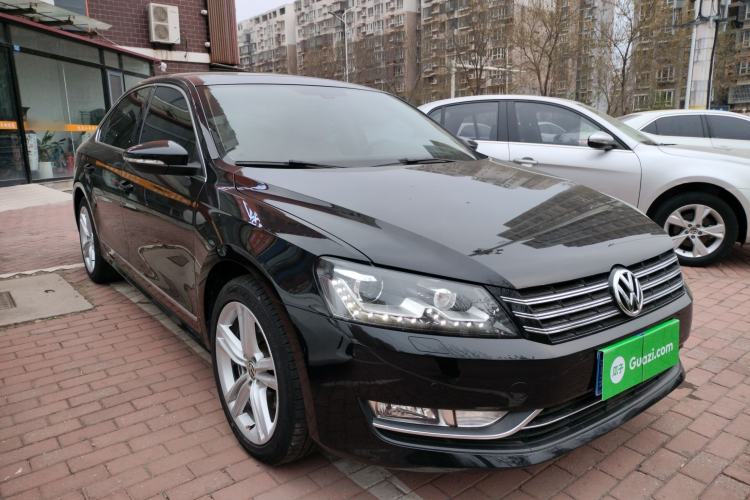 Used Volkswagen Passat 2015 2.0 TSI DSG Prestige Edition Front Right 45 Deg