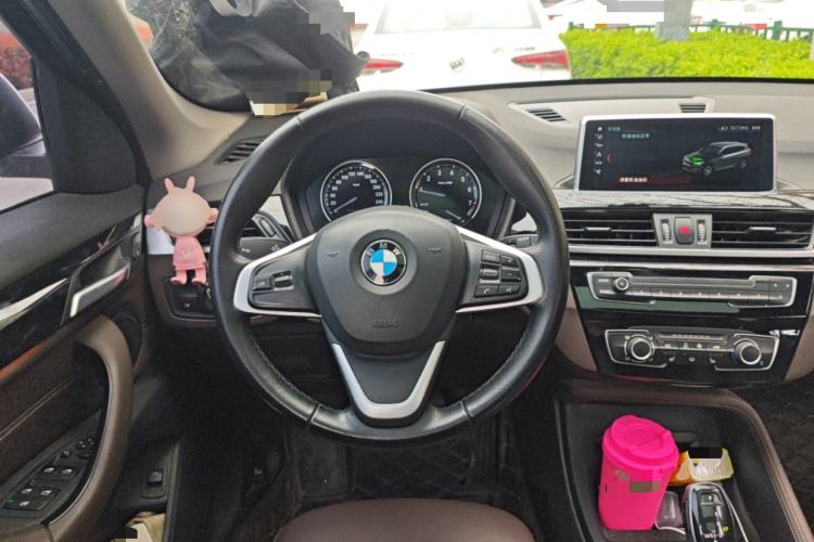 Used BMW X1 2020 sDrive20Li Fashion Model Steering Wheel