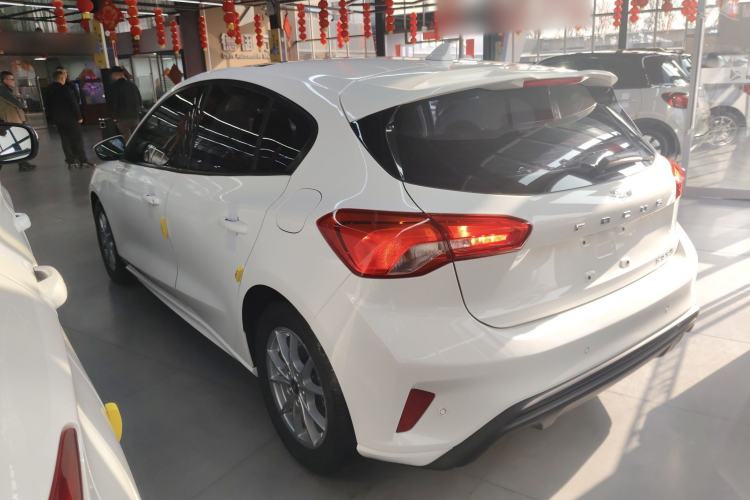 Used Ford Focus 2020 Hatchback 1.5L Automatic Sharp Edition
