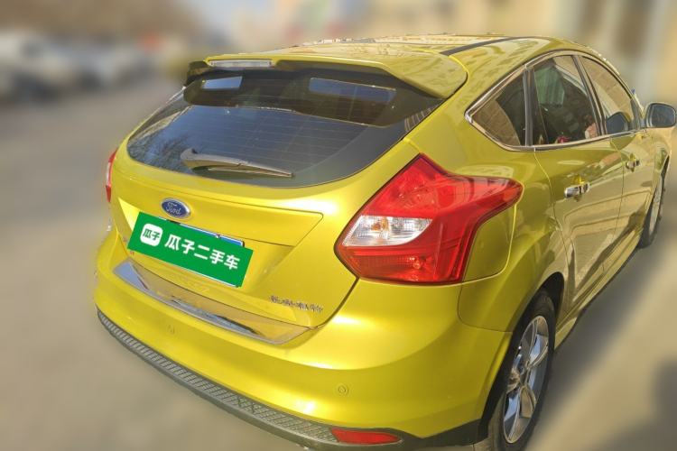 Used Ford Focus 2012 Hatchback 1.6L Automatic Fashion Edition
