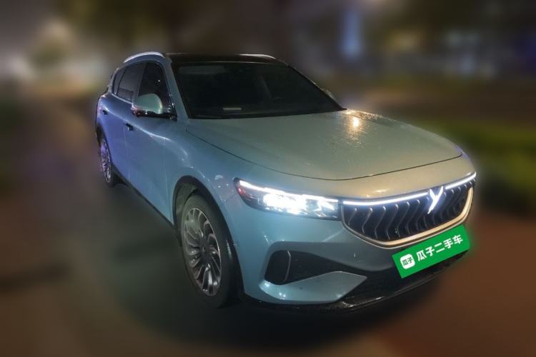 Used VOYAH FREE 2023 Four-Wheel Drive Extended-Range Model with Ultra-Long Range Front Right 45 Deg