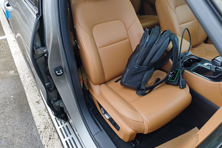 Used Li Auto ONE 2021 Extended-Range 6-Seater Version Right Front Seat