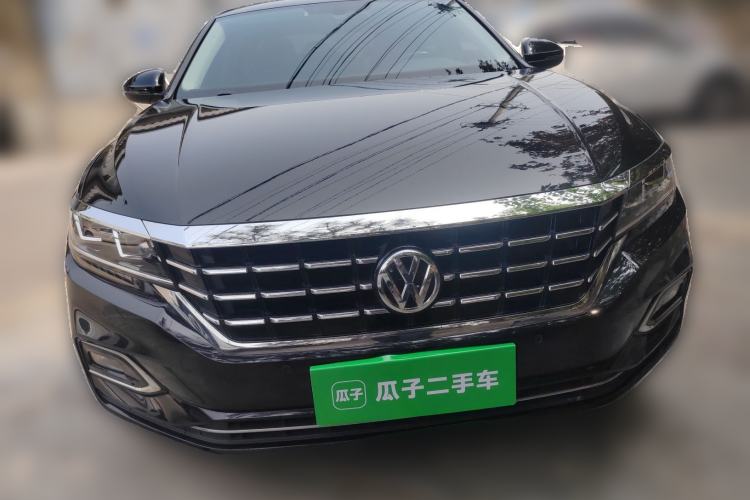 Used Volkswagen Passat 2020 330TSI Elite Edition China VI Front