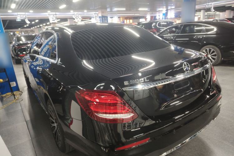 Used Mercedes-Benz E-Class 2019 E 300 L Sporty and Stylish Model
