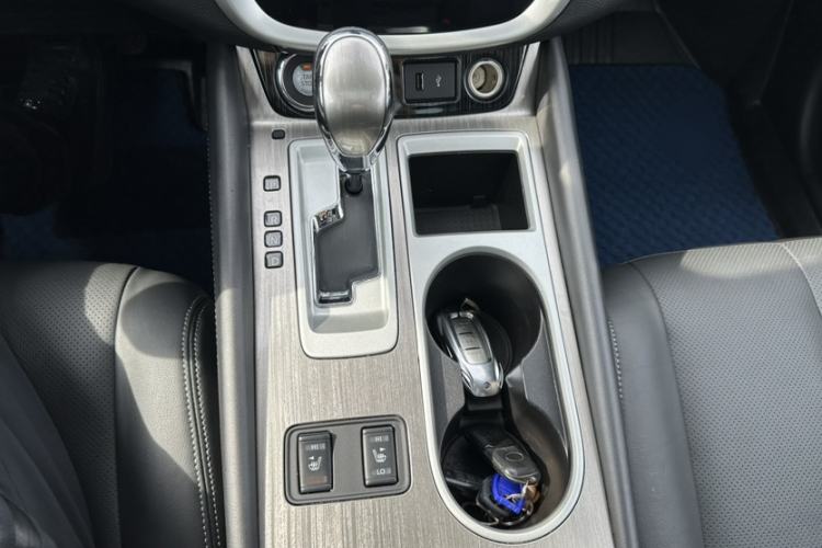 Used Nissan Murano 2021 2.5L XL Two-Wheel Drive Smart Connect Luxury Edition
