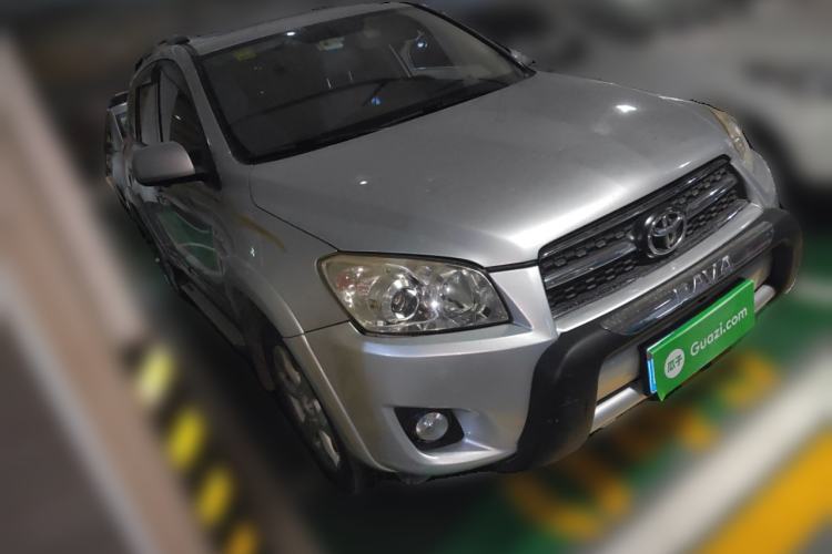 Used Toyota RAV4 2009 2.4L Automatic Luxury Edition