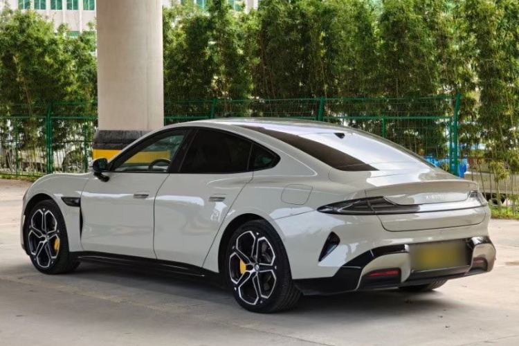 Used Xiaomi Auto SU7 2024 Rear-Drive Long-Range Intelligent Driving Version