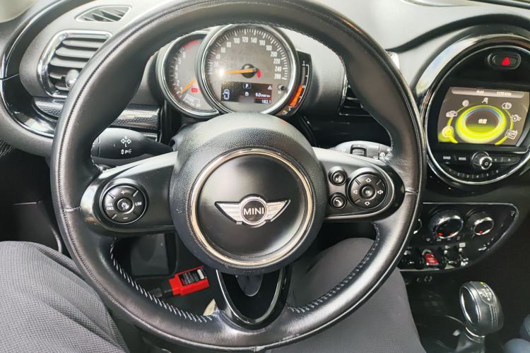 Used MINI Clubman 2016 Revised Version 1.5T COOPER Connoisseur Edition Steering Wheel