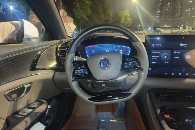 Used BYD Han 2022 DM-i 121KM Prestige Model Steering Wheel