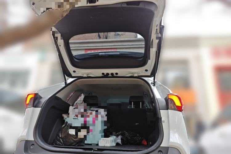 Used Toyota RAV4 2021 2.0L CVT Two-Wheel Drive Fashion PLUS Edition Trunk