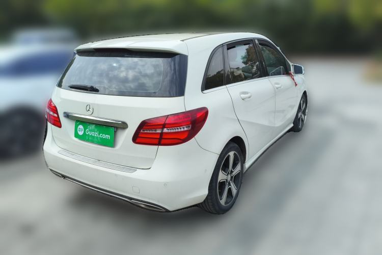 Used Mercedes-Benz B-Class 2017 B 200 Fashion Model