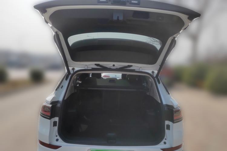 Used Volkswagen ID.6 X 2022 Intelligent Long-Range Version Trunk