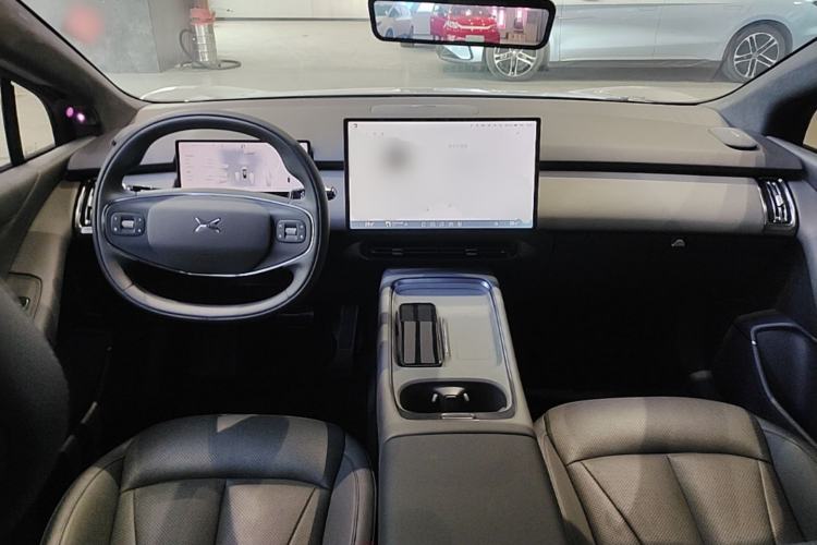 Used XPeng P7+ 2024 Ultra-Long Range Max Center Console