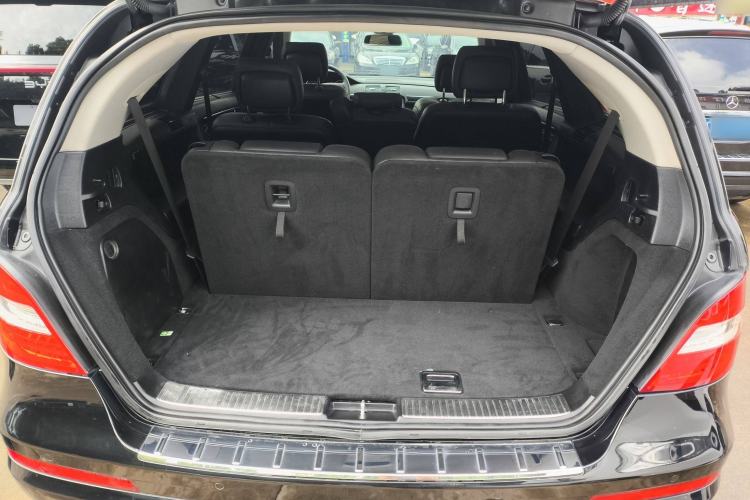 Used Mercedes-Benz R-Class 2017 R 320 4MATIC Business Edition Prestige Model