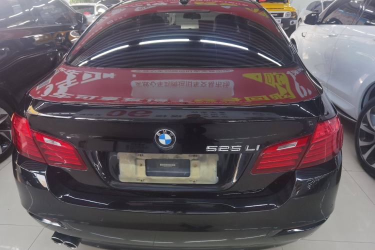 Used BMW 5 Series 2017 525Li Leading Model
