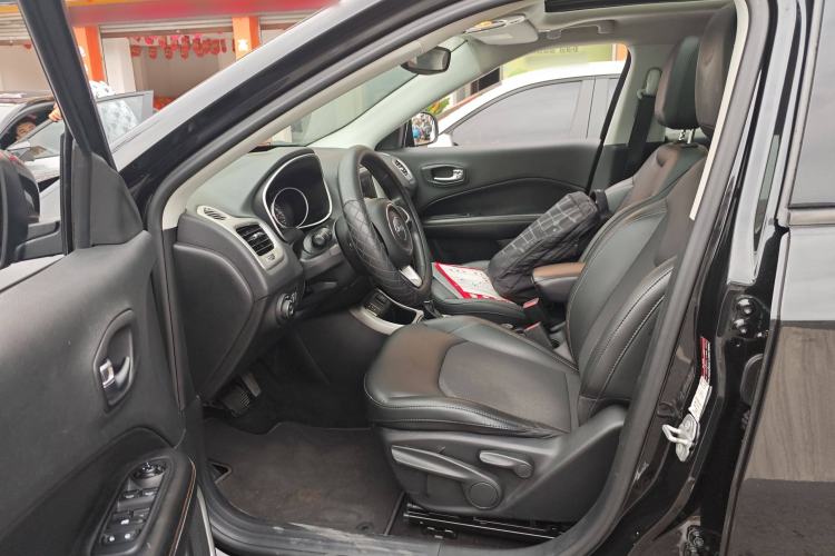 Used Jeep Compass 2019 220T Automatic Enjoyment Version